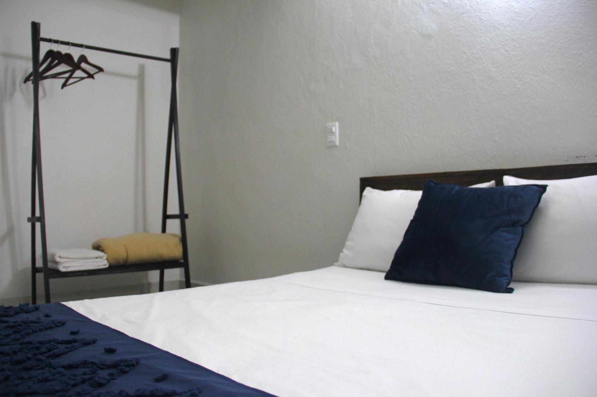 Hotel Juarez 70 Colima Room photo